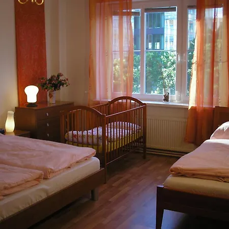 Up To 7 Apartment *